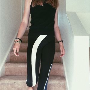 Navy athletic leggings